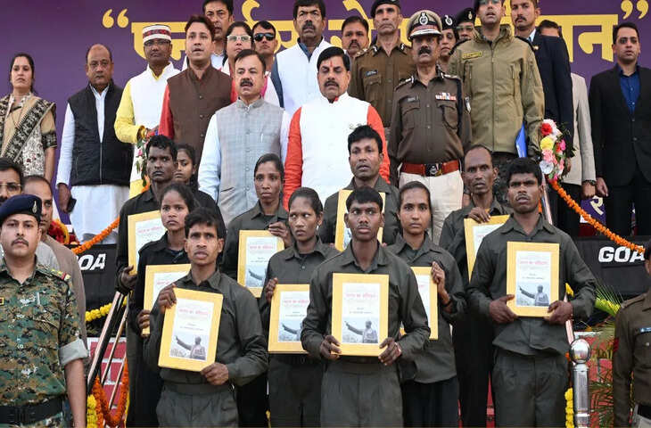 जनवरी 2026 तक लाल सलाम को आखरी सलाम, बालाघाट में 10 इनामी नक्सलियों का समर्पण