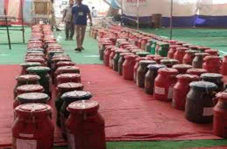 चित्तौड़गढ़-प्रतापगढ़ में अफीम तुलाई, मेहनत के बाद किसानों के चेहरे खिले