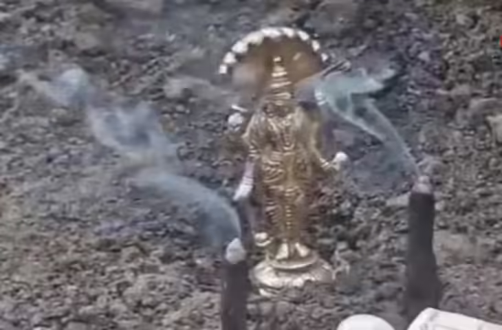 भारत में पानी पर तैरती भगवान विष्णु की इकलौती मूर्ति, इस अद्भुत कारीगरी का Video खूब हो रहा वायरल