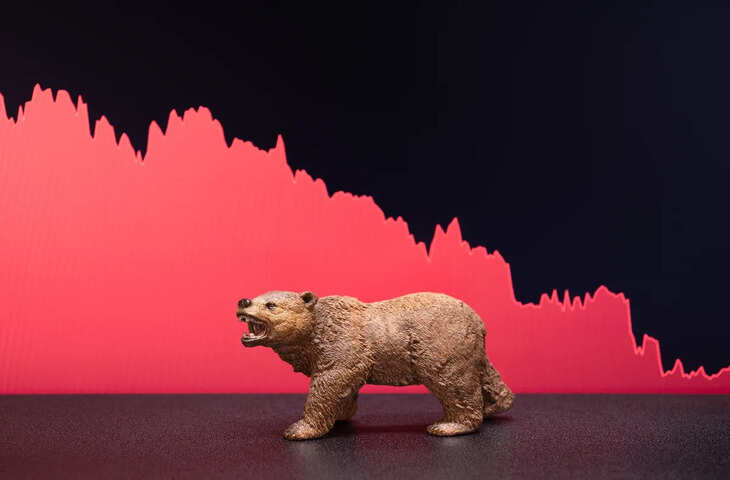 RBI का ब्याज दरों पर 'नो चेंज' फैसला बना बाजार के लिए झटका, गिरावट की चपेट में आए ये टॉप शेयर