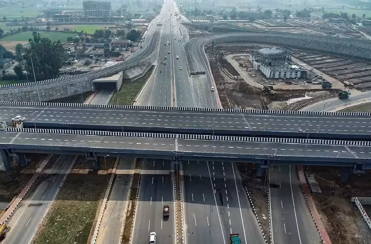 दिल्ली-मुंबई और KMP एक्सप्रेसवे किनारे अवैध निर्माण पर लगेगी रोक, हथीन में घोषित हुआ अतिरिक्त नियंत्रित क्षेत्र-दो