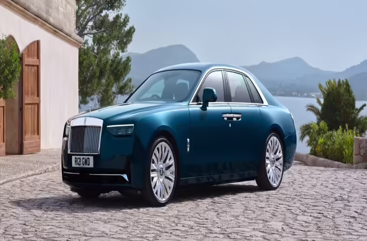 लग्जरी कार खरीदारों के लिए खुशखबरी! टैरिफ घटते ही Rolls-Royce से BMW तक करोड़ों रूपए घट सकती है कीमत&nbsp;
