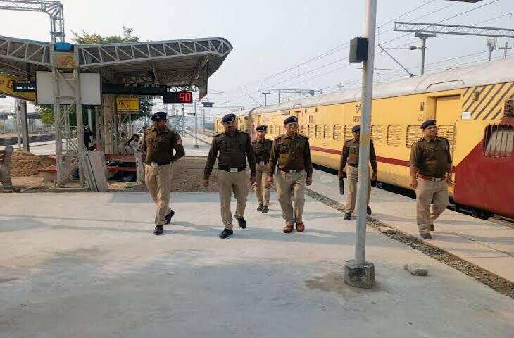 फिरोजाबाद में दिनदहाड़े पुलिस-बदमाश मुठभेड़: दो पुलिसकर्मियों को लगी गोली, 300 जवानों ने खेतों में घेराबंदी की