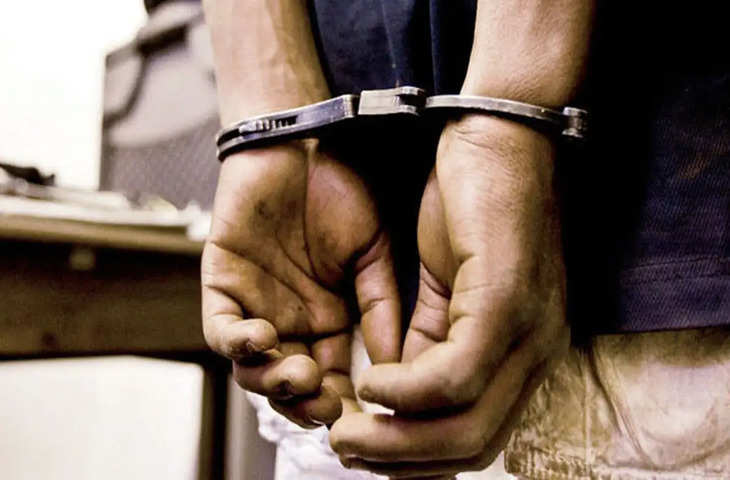 Gopalganj शराब कांड के 31 समेत 52 आरोपित गिरफ्तार, दलित उत्पीड़न के दो व हत्या की कोशिश मामले में एक आरोपित धराए