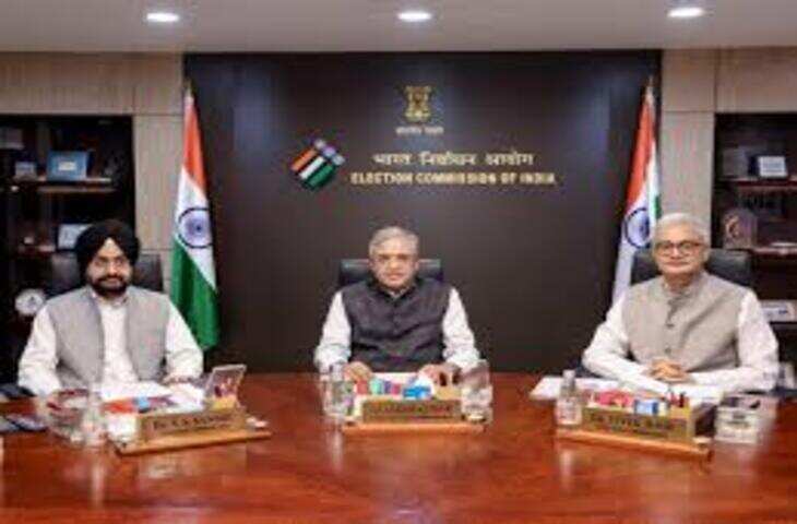 चुनाव आयुक्तों को कानूनी छूट देने वाले कानून पर सुप्रीम कोर्ट सख्त, वीडियो में जाने केंद्र और चुनाव आयोग को नोटिस