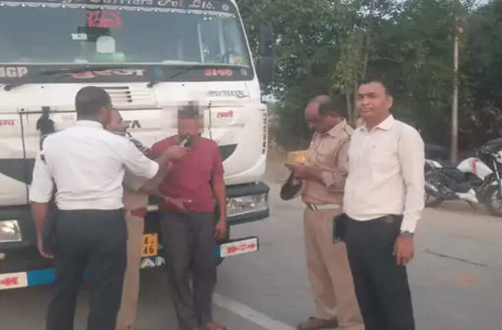 लालानगर टोल प्लाजा पर भदोही पुलिस का सघन चेकिंग अभियान, नियम तोड़ने वालों पर कार्रवाई