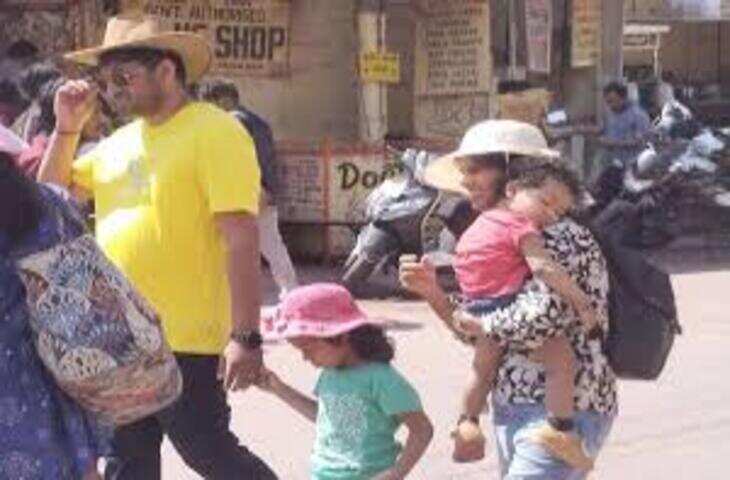 रामगढ़&ndash;सूरतगढ़ मार्ग पर यात्री बस पलटी, कई लोग घायल