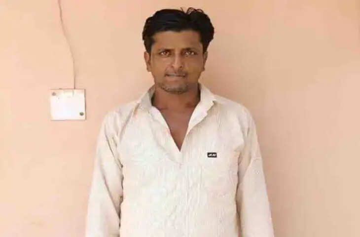 राजस्थान के हनुमानगढ़ जिले में नशे के खिलाफ कार्रवाई करते हुए संगरिया थाना पुलिस ने हेरोइन सप्लाई करने के मामले में एक आरोपी को गिरफ्तार किया है। पुलिस आरोपी से पूछताछ कर रही है, ताकि नशे के इस अवैध कारोबार से जुड़े पूरे नेटवर्क का खुलासा किया जा सके।  जानकारी के अनुसार, पुलिस को हेरोइन सप्लाई किए जाने की सूचना मिली थी। इसके बाद संगरिया थाना पुलिस ने कार्रवाई करते हुए संदिग्ध आरोपी को गिरफ्तार कर लिया। पुलिस अब आरोपी से पूछताछ कर रही है और यह पता लगाने का प्रयास कर रही है कि वह हेरोइन कहां से लाता था और किन लोगों तक इसकी सप्लाई करता था।  पुलिस अधिकारियों के मुताबिक, नशे के कारोबार में शामिल लोगों के खिलाफ लगातार अभियान चलाया जा रहा है। गिरफ्तार आरोपी से पूछताछ के आधार पर इस मामले में जुड़े अन्य लोगों की पहचान करने की कोशिश की जा रही है।  जांच एजेंसी यह भी पता लगा रही है कि आरोपी के संपर्क में कौन-कौन लोग थे और हेरोइन की सप्लाई का नेटवर्क कितने क्षेत्रों तक फैला हुआ है। पुलिस का कहना है कि मामले में जो भी लोग शामिल पाए जाएंगे, उनके खिलाफ सख्त कार्रवाई की जाएगी।  स्थानीय लोगों ने पुलिस की इस कार्रवाई की सराहना की है। लोगों का कहना है कि क्षेत्र में नशे की बढ़ती समस्या को रोकने के लिए ऐसी कार्रवाई लगातार जारी रहनी चाहिए।  पुलिस ने आम लोगों से भी अपील की है कि यदि किसी व्यक्ति को नशे की बिक्री या सप्लाई से जुड़ी कोई जानकारी मिलती है तो वह तुरंत पुलिस को सूचित करें। फिलहाल गिरफ्तार आरोपी से पूछताछ जारी है और आगे की कार्रवाई जांच के आधार पर की जाएगी।