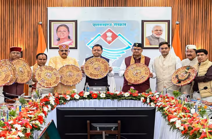 धामी कैबिनेट के 24 बड़े फैसले: युवाओं को AI-ड्रोन ट्रेनिंग, पहाड़ों में सोलर प्लांट और पट्टेदारों को भूमिधरी अधिकार