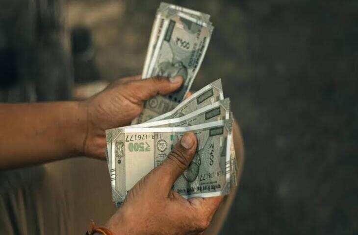 8th Pay Commission: नर्सों ने रखीं कई बड़ी मांगें, 3.25 फिटमेंट फैक्टर से लेकर 5% सालाना इंक्रीमेंट की मांग