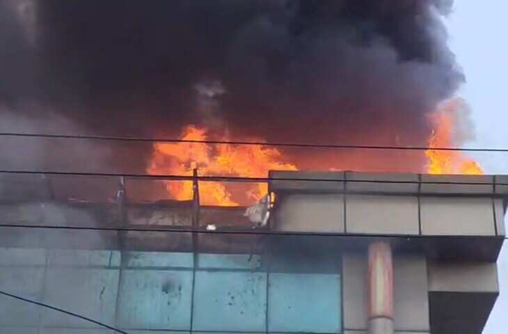 एक्सक्लूसिव वीडियो में देंखे फरीदाबाद में केमिकल फैक्ट्री में ब्लास्ट और आग, 42 लोग झुलसे