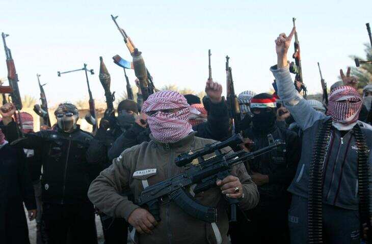 पहली बार PoK में आतंकवाद के खिलाफ खुला विद्रोह! आतंकी कमांडर की पब्लिक में हुई धुनाई, पाक आर्मी चुप