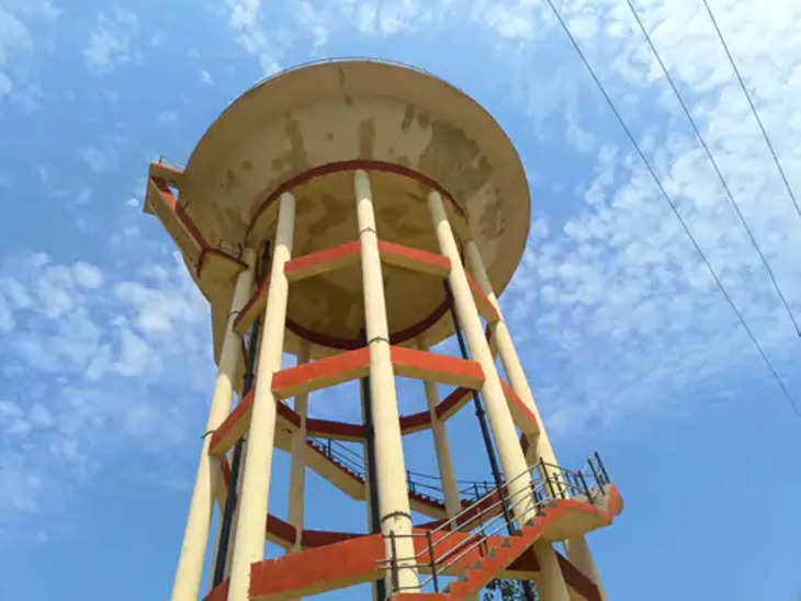 Alwar गर्मी के साथ पानी की बड़ी किल्लत : जगह-जगह लीकेज पाइप लाइन, खरीद कर पीने का पानी