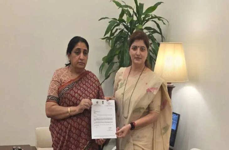 फर्जी बाबा कांड के बीच रूपाली चाकणकर का इस्तीफा, मामले ने पकड़ा तूल