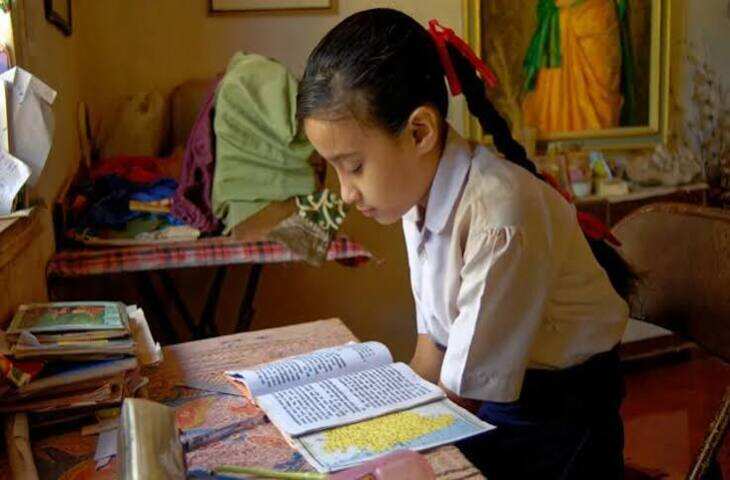 सिर्फ किताबों तक सीमित न रहे पढ़ाई, बच्चों को Practical Knowledge और Skills सिखाने की भी जरूरत
