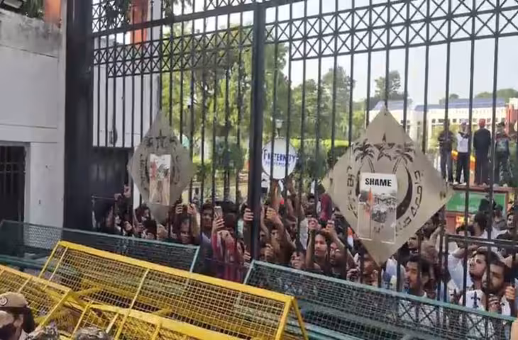 जामिया यूनिवर्सिटी छात्र संघ चुनाव कराने को तैयार, फुटेज में देंखे नए आदेश में 6 हफ्ते की डेडलाइन तय, आंदोलन के दौरान छात्रों पर हुई कार्रवाई भी वापस होगी