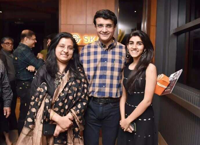 "Sourav Ganguly dona---1-11" "g01---11111656611111111" "g01---1111165661111" "g01---11111" 