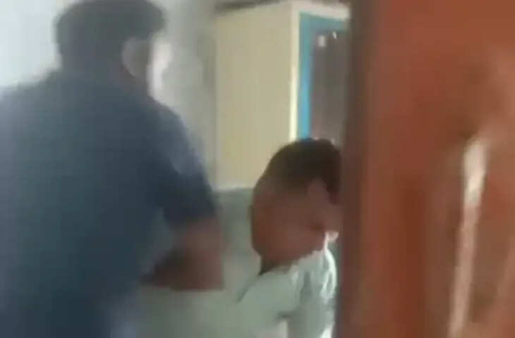 जौनपुर में फटी खाद की बोरी बदलने को लेकर विवाद, किसान से मारपीट का आरोप; वीडियो सामने आया