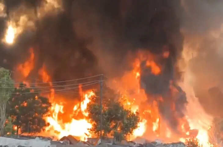 1200 झुग्गियां जलीं, पटाखों की तरह सिलेंडर फटे, 5KM दूर तक दिखीं लपटें&hellip; लखनऊ में आग से सैकड़ों परिवार बेघर