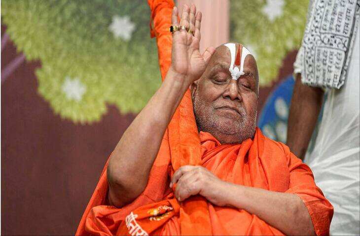 जयपुर में गरजे जगद्गुरु रामभद्राचार्य, वीडियो में देखें बोले- अमेरिका की दादागिरी नहीं चलेगी, हिंदुत्व का वर्चस्व बुलंद होगा