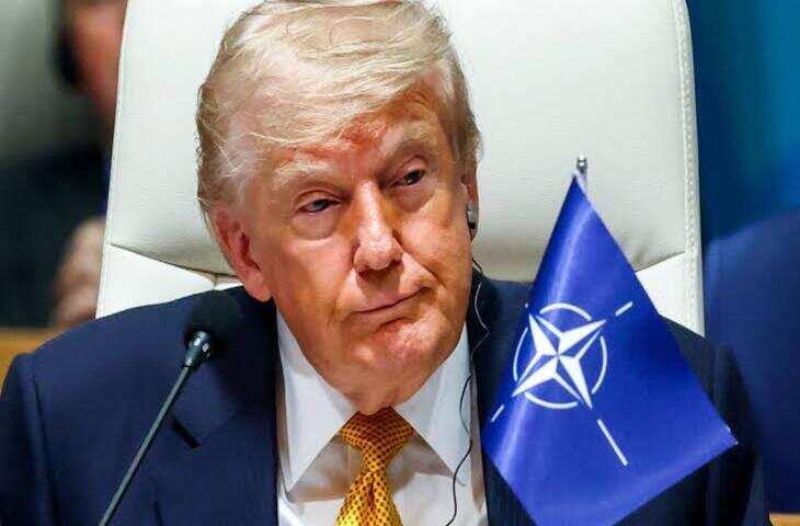 Donald Trump के एक घंटे में 7 बैक-टू-बैक पोस्ट, ईरान के नक्शे और खार्ग द्वीप को लेकर दिया बड़ा बयान