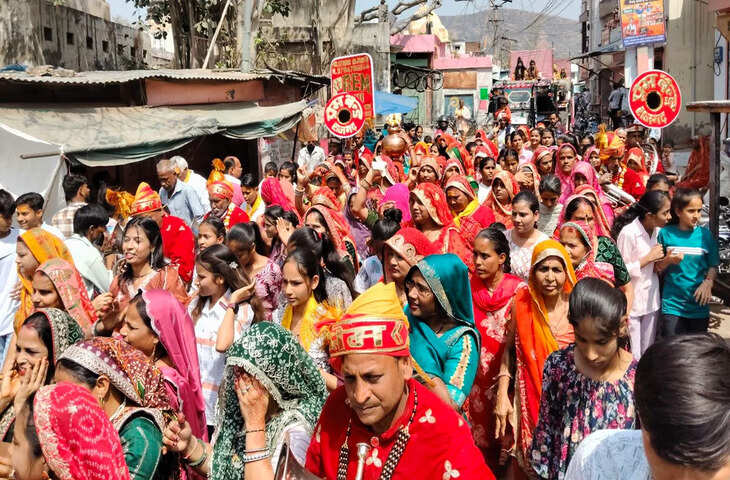 मां कर्मा बाई जयंती हर्षोल्लास से मनाई, भक्ति में झूमे श्रद्धालु