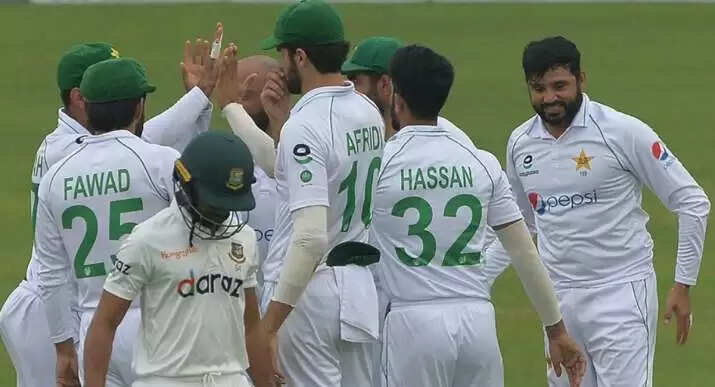 Sajid Khan ban vs pak 6-11