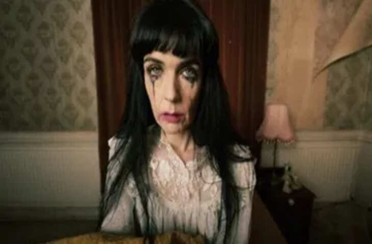 पहले 'भूत' से की थी सिंगर की शादी, अब बोल रहीं-हनीमून बर्बाद हो गया !