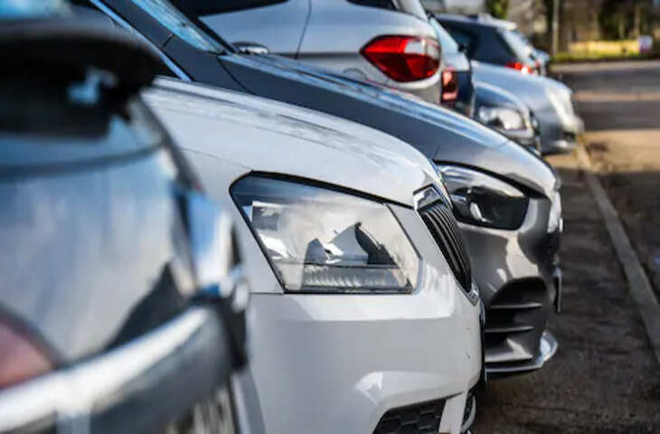 Vehicle Tax Hike: गाड़ी मालिकों के लिए बड़ा झटका! सरकार बढ़ाने वाली है टैक्स, जाने कितनी ढीली करनी होगी जेब&nbsp;