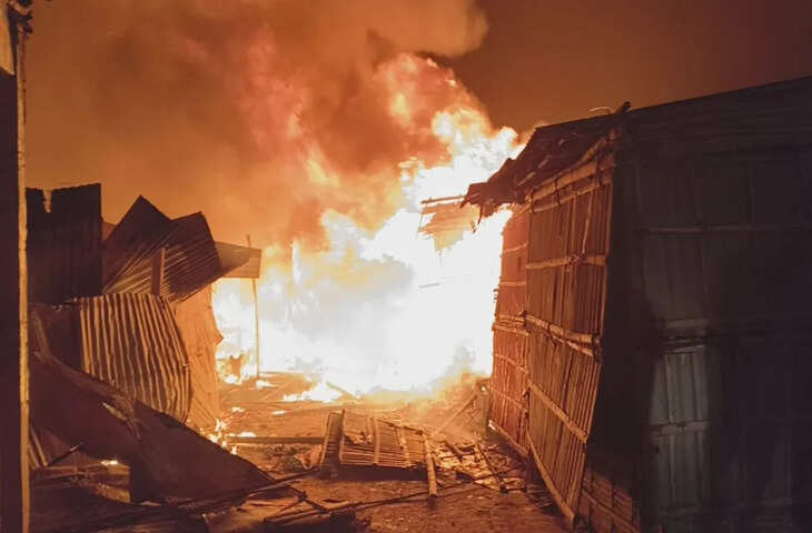 रोजी-रोटी पर संकट! कटिहार अग्निकांड में 500 दुकानें जलकर राख, गूँज राही व्यापारियों की चीखे&nbsp;