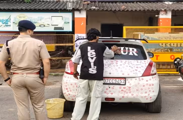 ग्वालियर में &lsquo;किसिंग कार&rsquo; का वीडियो वायरल, गर्लफ्रेंड से 3400 किस करवाकर बनाई रील; पुलिस ने काटा चालान