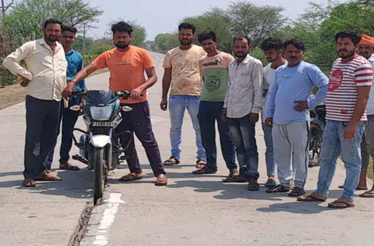सीसी सड़कों में पड़ी गहरी दरारें बनीं हादसों का कारण, किसानों ने दी आंदोलन की चेतावनी