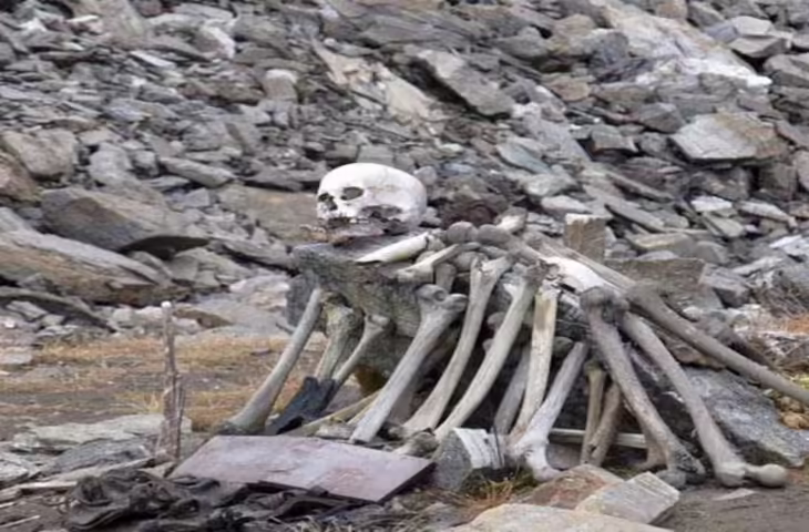 उत्तराखंड का खौफनाक रहस्य! &lsquo;कंकालों की झील&rsquo; हजारों फीट ऊंचाई पर, देखिए दुनिया की सबसे रहस्यमयी जगह​​​​​​​