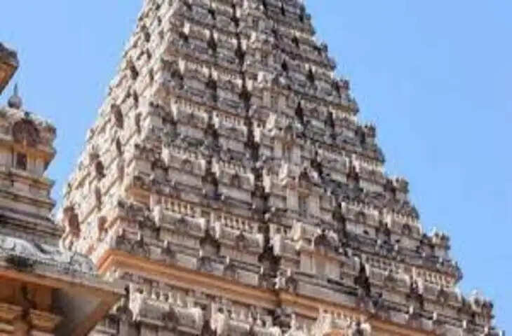 भारत के 5 सबसे अमीर मंदिर: सोना-चांदी और अरबों की संपत्ति से भरे हैं ये धाम
