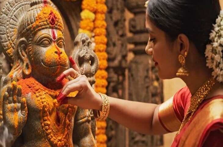 Hanuman Jayanti 2026: आज करें हनुमान जी की पूजा &ndash; जानें सही समय, चोला चढ़ाने की प्रक्रिया और विधि