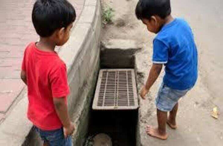 गाजियाबाद में 11 वर्षीय मासूम नाले में गिरा, मौके पर ही हुई मौत; स्थानीय लोग लगाए लापरवाही के आरोप