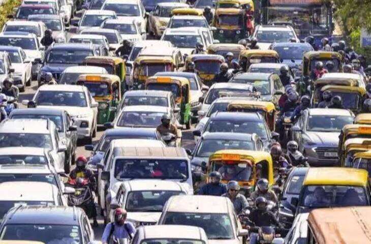 प्रदूषण पर सबसे बड़ा प्रहार! 100% इथेनॉल से चलेंगी गाड़ियां, केंद्र सरकार के ऐतिहासिक फैसले से घटेंगे तेल के आयात बिल