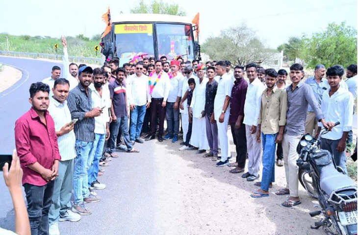 सेतरावा क्षेत्र में ऐतिहासिक पहल: आजादी के बाद पहली बार शुरू हुई रोडवेज बस सेवा, ग्रामीणों में खुशी की लहर