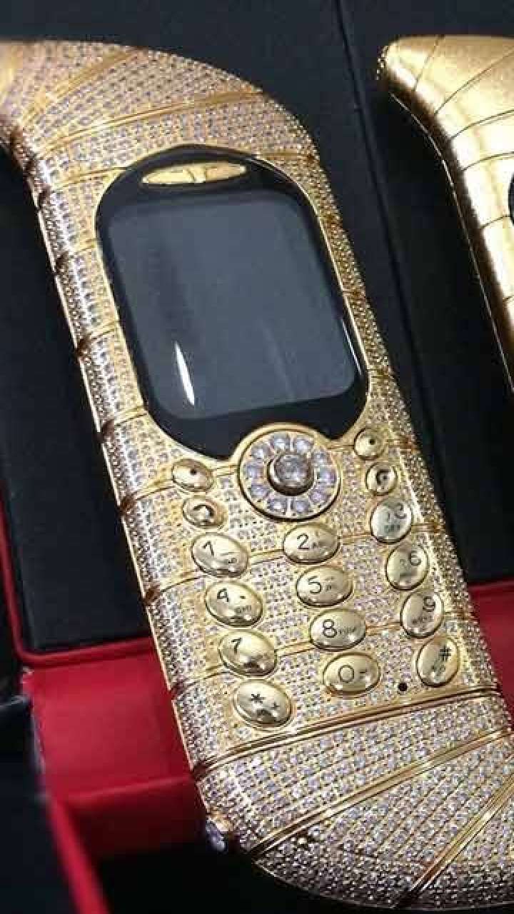 World's Most Expensive Phone - GEARRICE