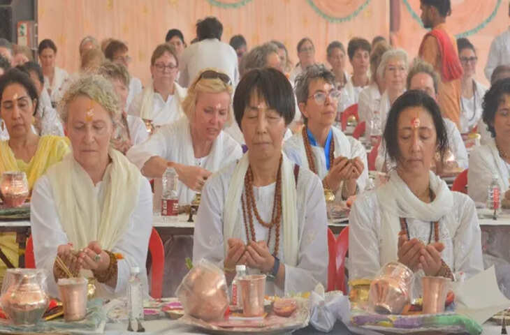 गयाजी में अंतरराष्ट्रीय श्रद्धा का संगम: 40 देशों के 76 विदेशी श्रद्धालुओं ने किया पिंडदान