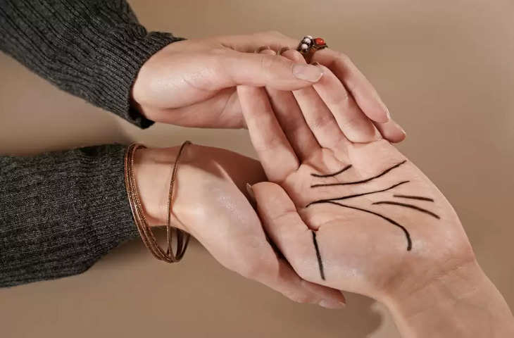palmistry tips unlucky sign in hand always lack of money