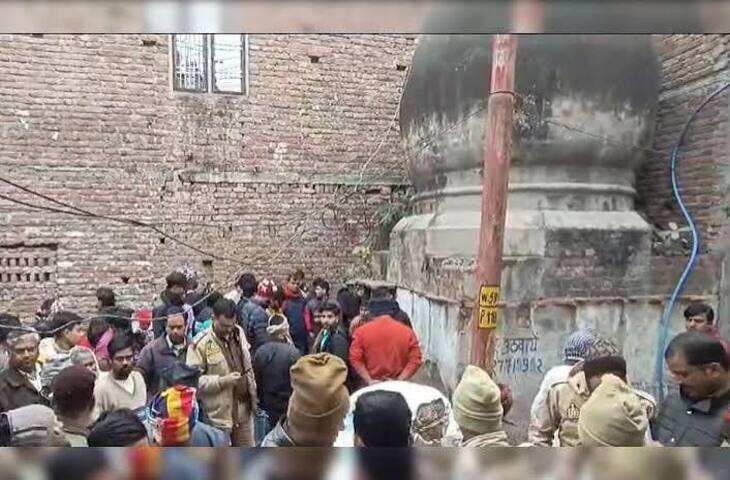 100 साल पुराने मंदिर में खजाना खोज रहे 5 बदमाश गिरफ्तार, झांसी में आधी रात खुदाई करते पकड़े गए