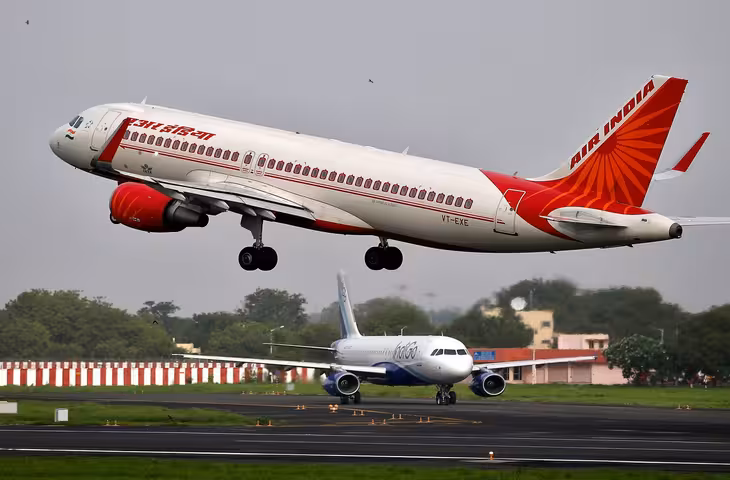 Air India Turbulence: आखिर क्या होता है एयर टर्बुलेंस? जानिए क्यों हिलने लगता है विमान और कब बढ़ जाता है खतरा