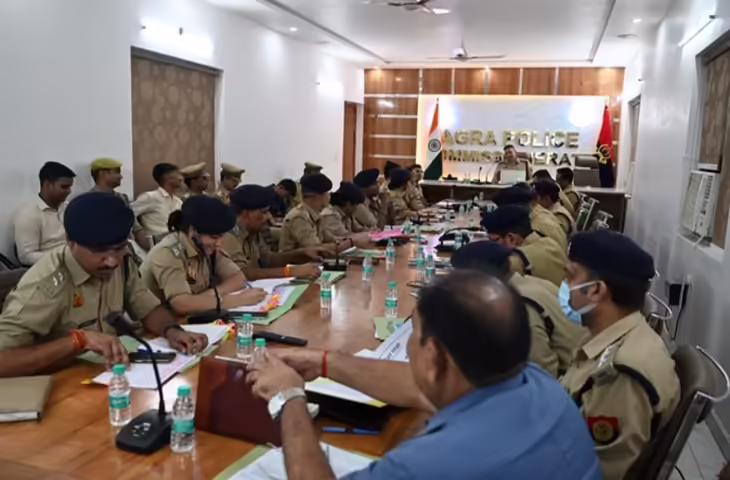 आगरा में सिपाही भर्ती परीक्षा को लेकर कड़ी सुरक्षा, 28 केंद्रों पर त्रिस्तरीय निगरानी व्यवस्था लागू