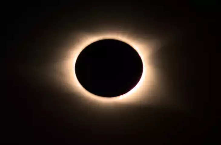 क्या बिना चश्मे के देख पायेंगे सूर्य ग्रहण,NASA ने बताया जबरदस्त तरीका