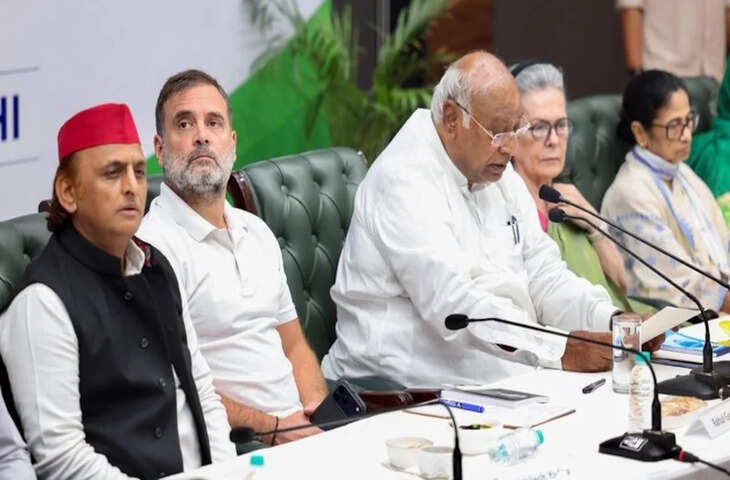 INDIA Bloc Meeting: SIR और CEC ज्ञानेश कुमार पर विपक्ष की बैठक, AAP-DMK ने बनाई दूरी