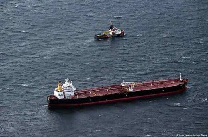 Panama Flag Ships: पनामा का झंडा देखकर न समझें जहाज उसी देश का है, जानिए क्या होता है Flag of Convenience