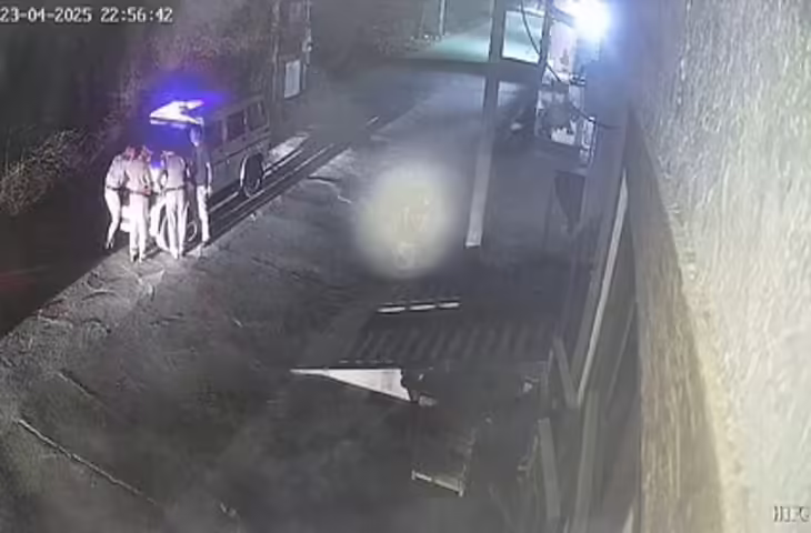 Chittorgarh में पूर्व सभापति पर यौन शोषण का मामला,आधी रात मौका तस्दीक के लिए पीड़िता के घर चिपकाया नोटिस