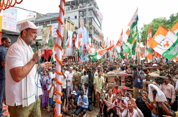 राजनीति में इस तरह की नीचता नहीं देखी पहले&hellip; राहुल गांधी के मंच से पीएम मोदी को गाली, BJP हुई हमलावर