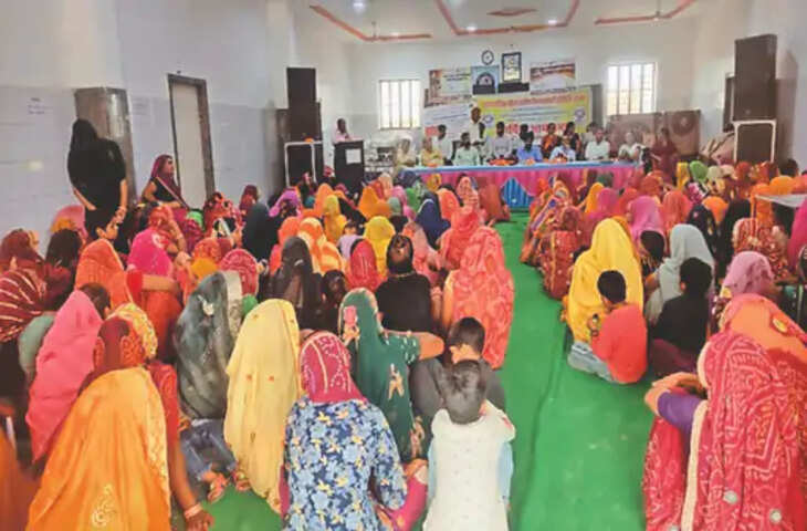 Churu योजनाओं की दी जानकारी वित्तीय साक्षरता एवं डिजिटल चौपाल कार्यक्रम आयोजित किया गया